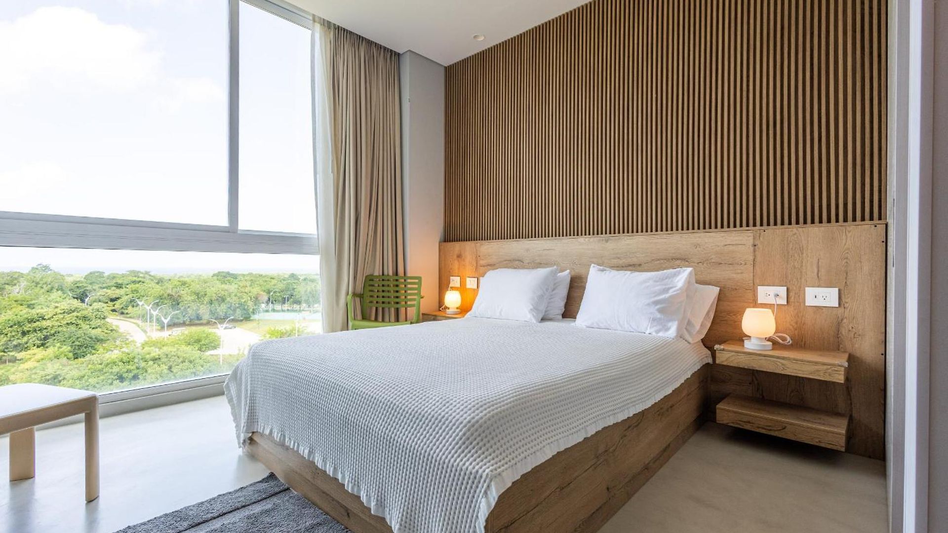 Amazing With Ocean View For 7 People In Baru Apartamento
