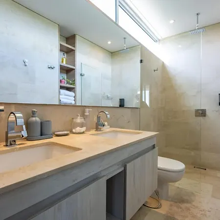 Amazing With Ocean View For 7 People In Baru