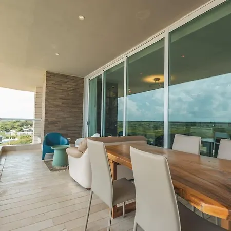 Amazing With Ocean View For 7 People In Baru Apartamento