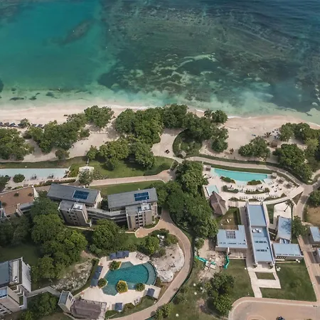 Amazing With Ocean View For 7 People In Baru *