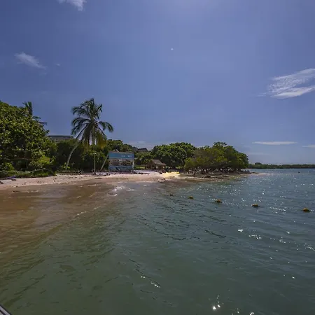 Amazing With Ocean View For 7 People In Baru Cartagena